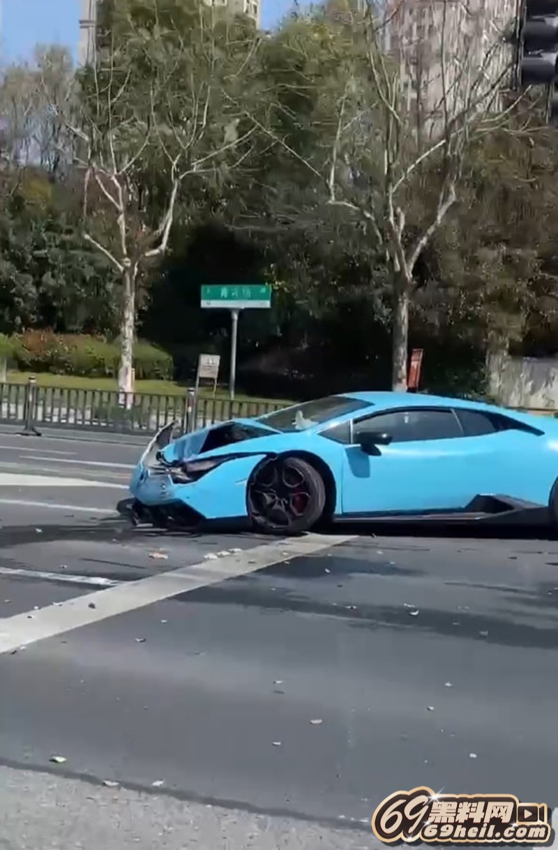 A (4).jpg